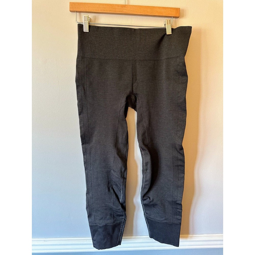 Lululemon Leggings Ankle Length Seamless Cuff Grey Size 4
